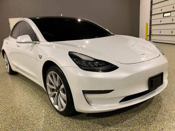 TESLA MODEL 3 2018 5YJ3E1EAXJF015727 image